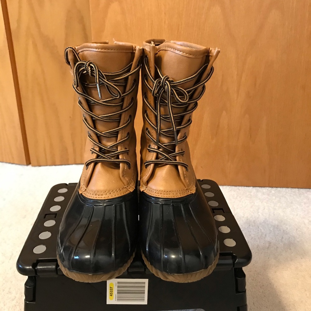 Steve Madden Flurry Duck Boots